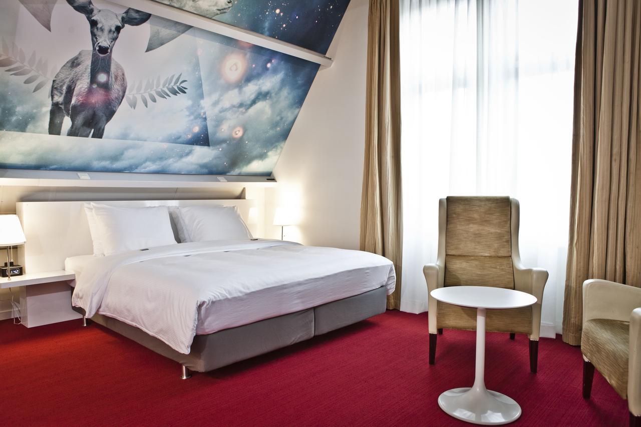 Hotel Trusten Willemstad  Extérieur photo